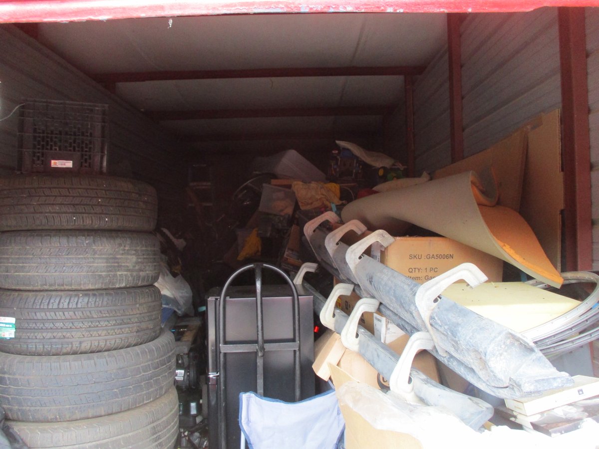 10 x 30 storage unit in North Charleston, SC