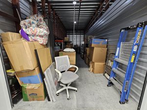 10 x 30 storage unit in Davenport, FL