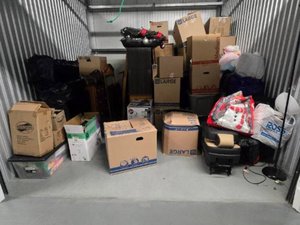 10 x 10 storage unit in Charleston, SC