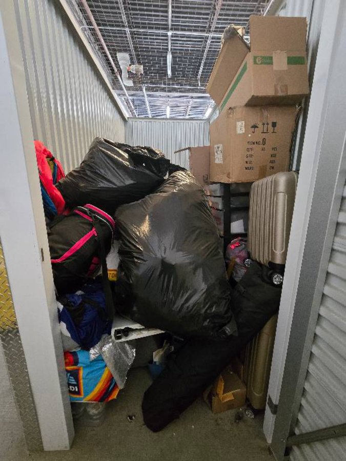 5 x 10 storage unit in Chicago, IL