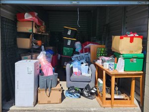 10 x 25 storage unit in Webster, TX