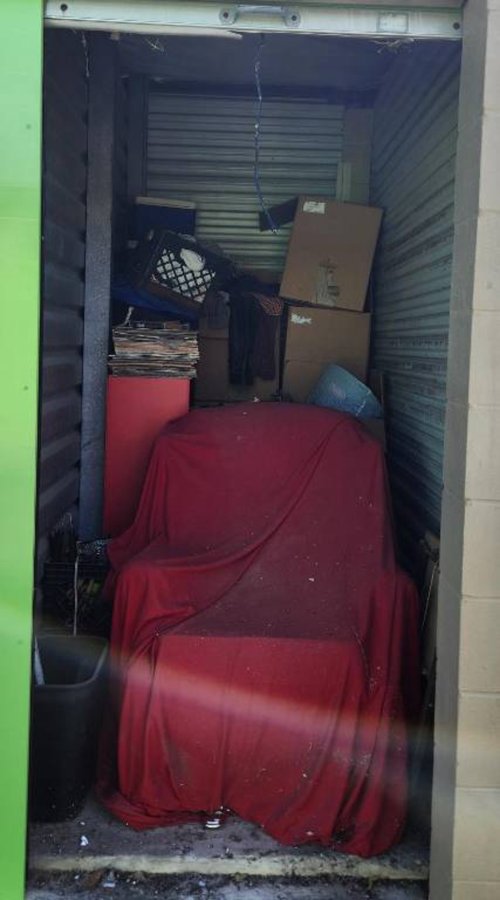 5 x 10 storage unit in Webster, TX