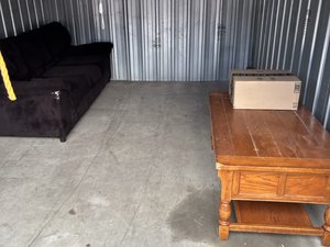 10 x 15 storage unit in Florissant, MO