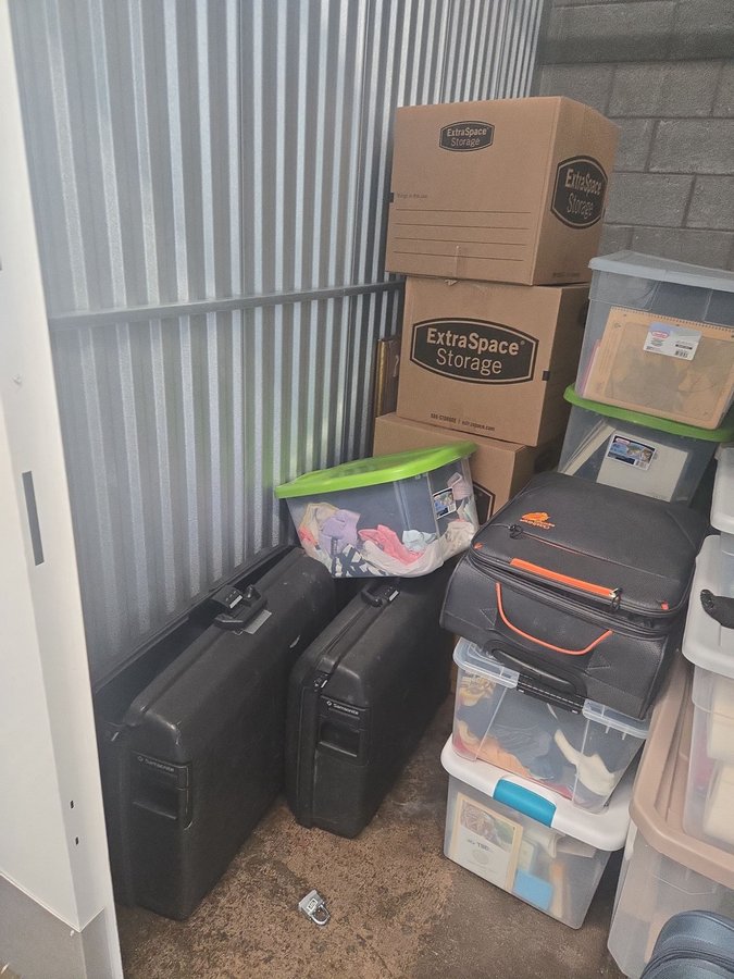 5 x 10 storage unit in Baltimore, MD