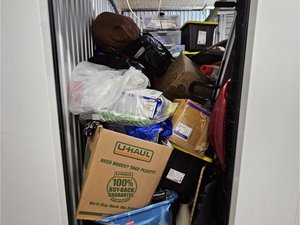 8 x 8 storage unit in Bloomfield, NJ