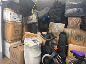 10 x 5 storage unit in Baltimore, MD