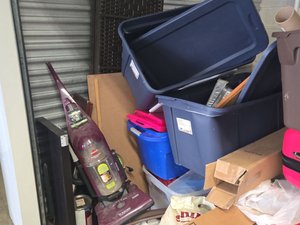 10 x 10 storage unit in Owings Mills, MD
