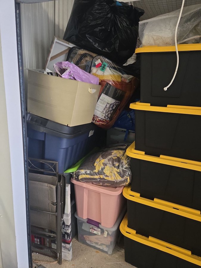 7 x 10 storage unit in Owings Mills, MD
