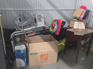 10 x 15 storage unit in Baltimore, MD