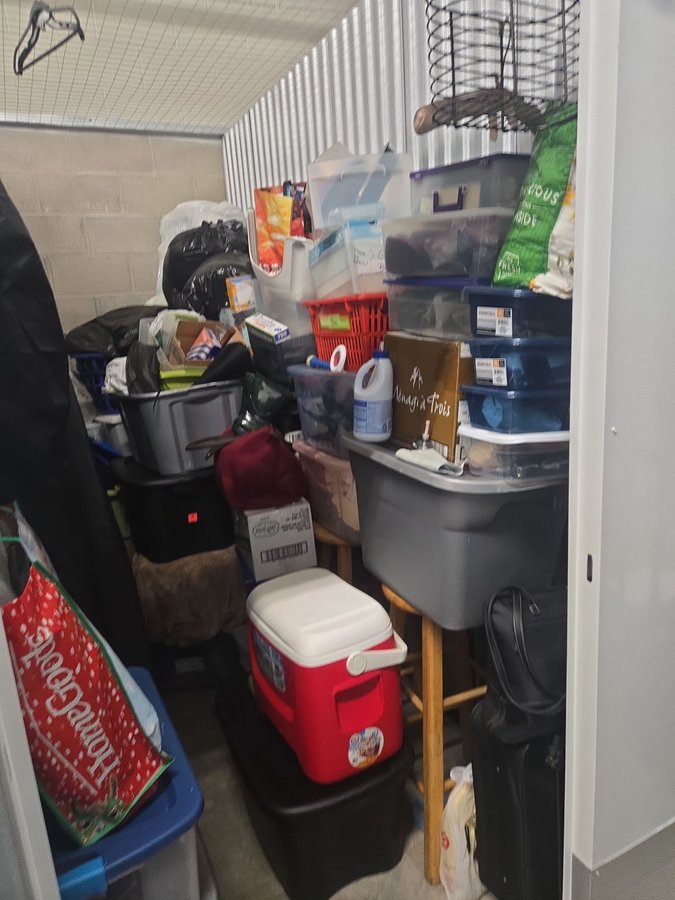 5 x 10 storage unit in Baltimore, MD