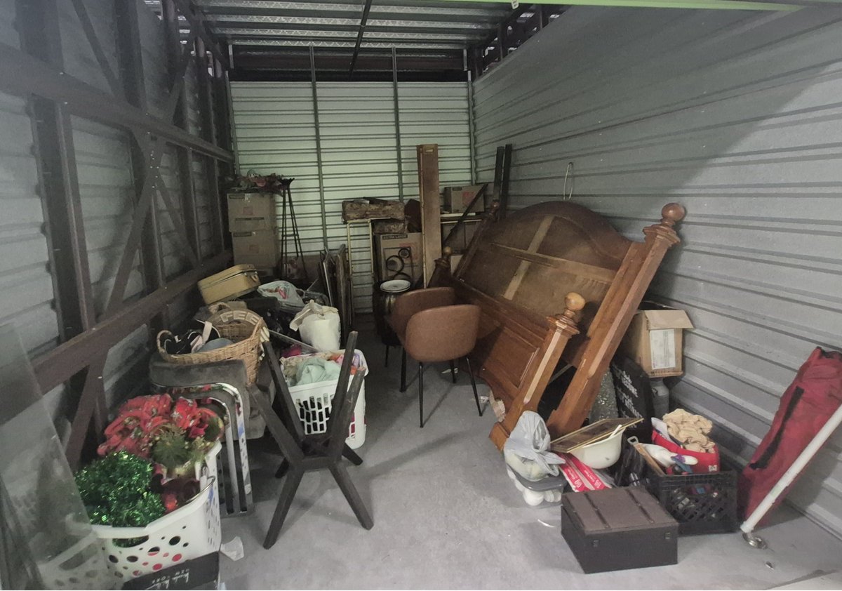 10 x 12 storage unit in Colonial Heights, VA