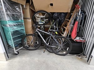 10 x 10 storage unit in Bloomfield, NJ