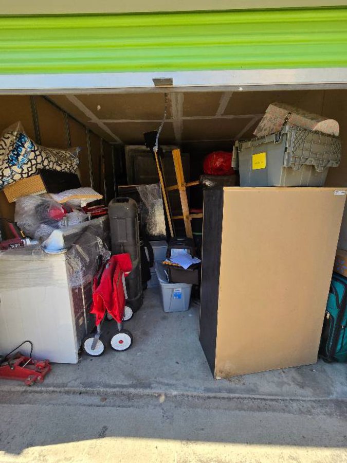 10 x 20 storage unit in Garland, TX