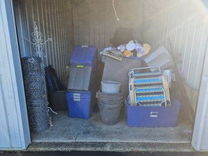 10 x 15 storage unit in Edinburgh, IN