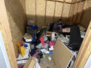 10 x 10 storage unit in Tacoma, WA