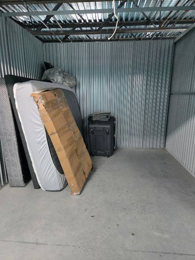 10 x 10 storage unit in Tulsa, OK