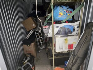 5 x 10 storage unit in Bronx, NY