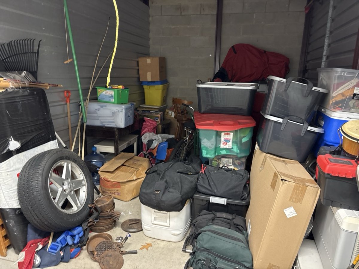 10 x 15 storage unit in Howell, NJ