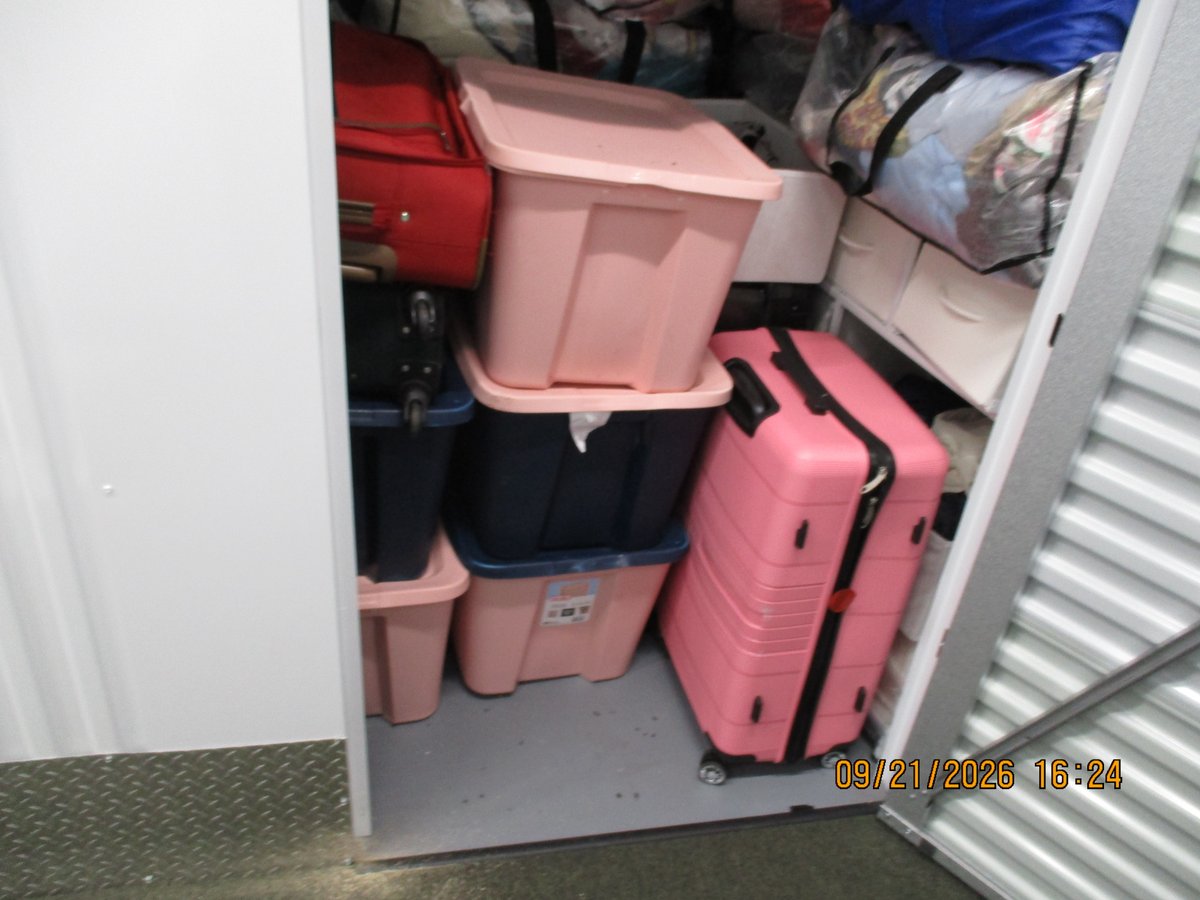 5 x 5 storage unit in Lake Bluff, IL