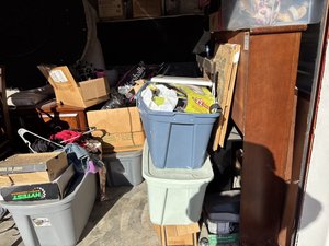 10 x 10 storage unit in Hazelwood, MO
