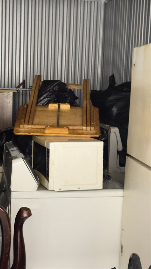 10 x 20 storage unit in Milwaukee, WI