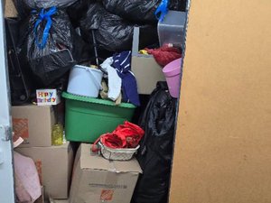 5 x 10 storage unit in Los Angeles, CA