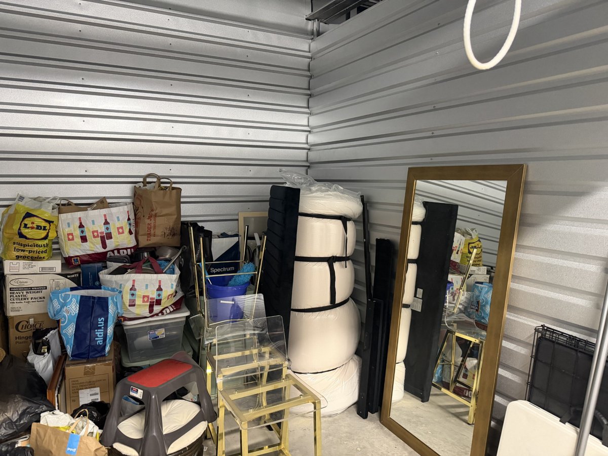 10 x 10 storage unit in Charlotte, NC
