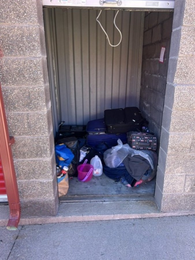 5 x 5 storage unit in Aurora, CO