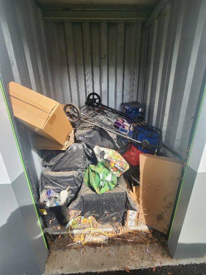 5 x 5 storage unit in Chesapeake, VA