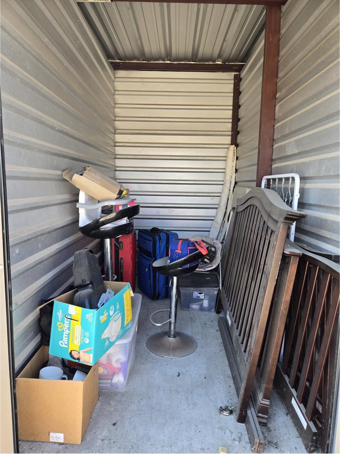 5 x 10 storage unit in San Antonio, TX