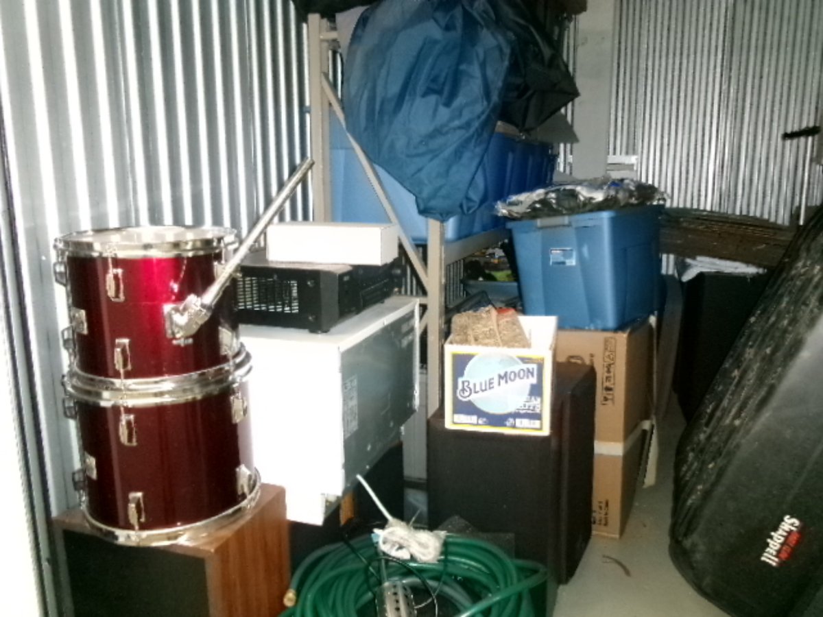 10 x 14 storage unit in Milwaukee, WI