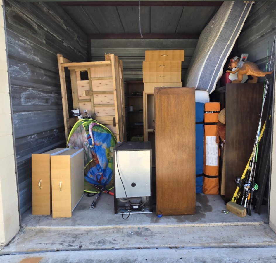 10 x 10 storage unit in San Antonio, TX