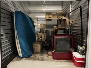 10 x 10 unit in Newport News