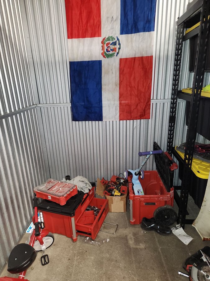 5 x 10 storage unit in Bronx, NY