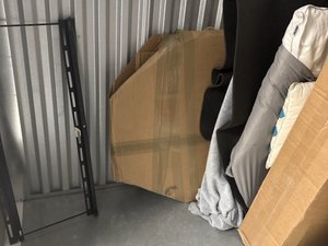 7 x 10 storage unit in Great Neck, NY
