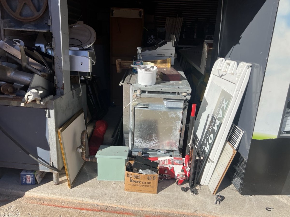 10 x 15 storage unit in Chicago, IL