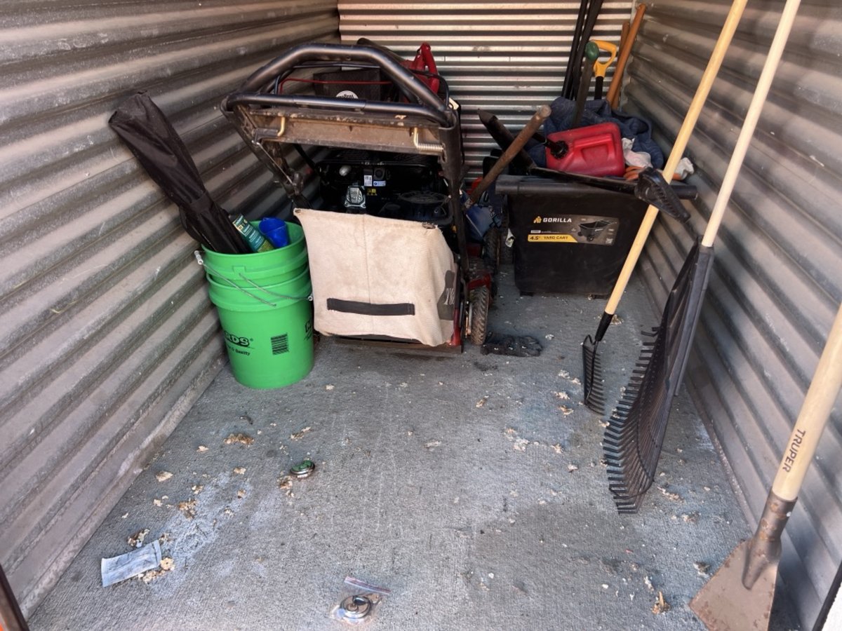 5 x 10 storage unit in Chicago, IL
