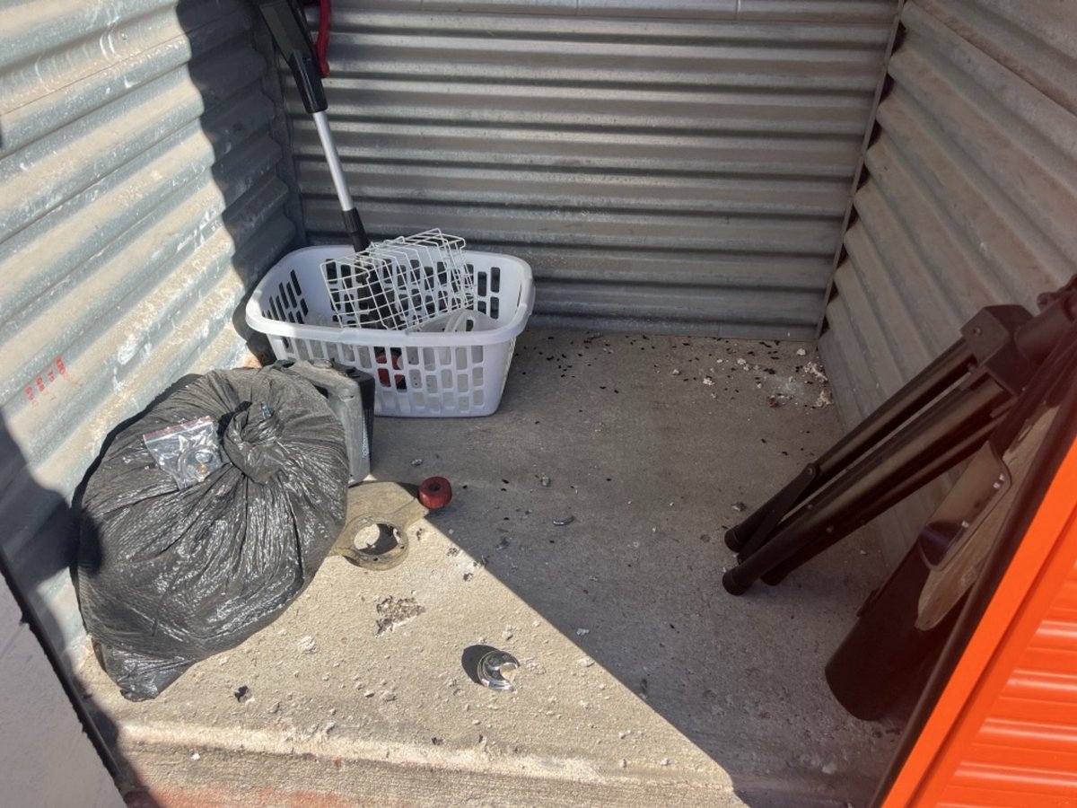 5 x 5 storage unit in Chicago, IL