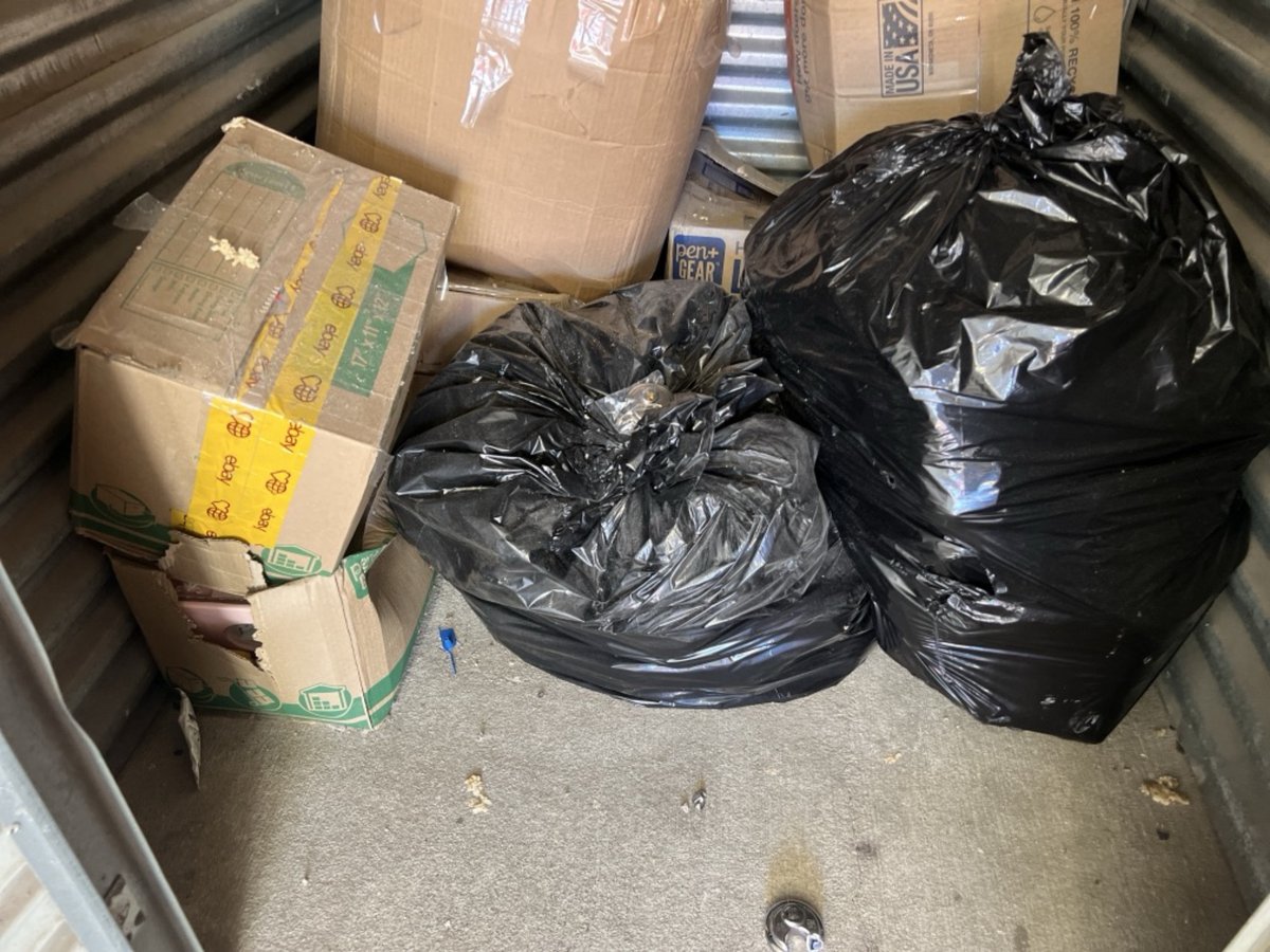 5 x 5 storage unit in Chicago, IL