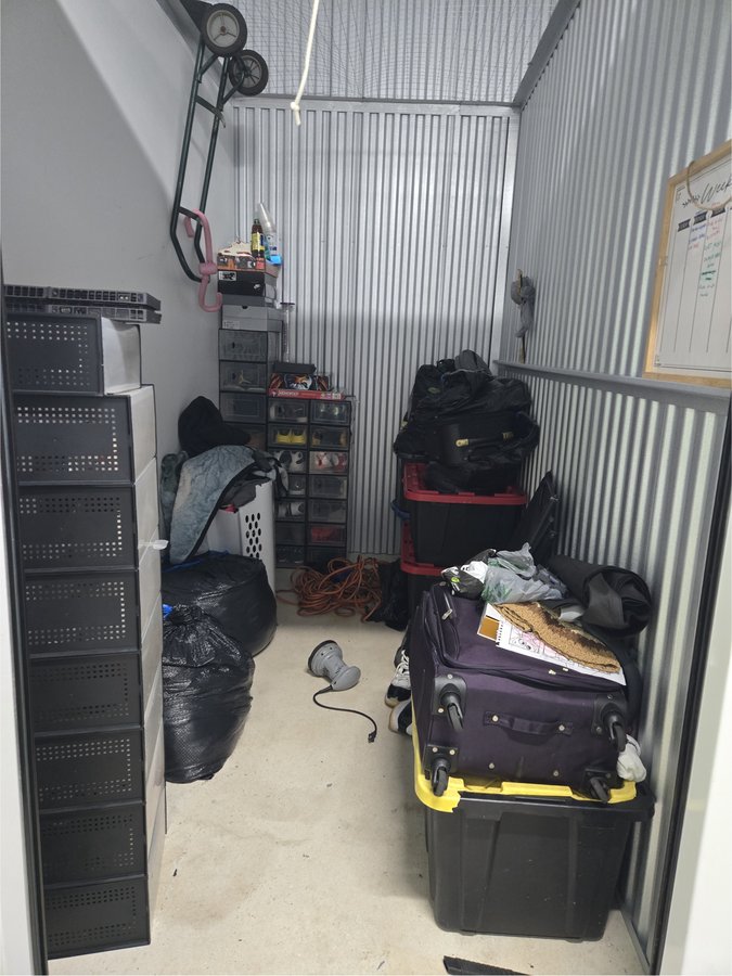 5 x 10 storage unit in Pompano Beach, FL