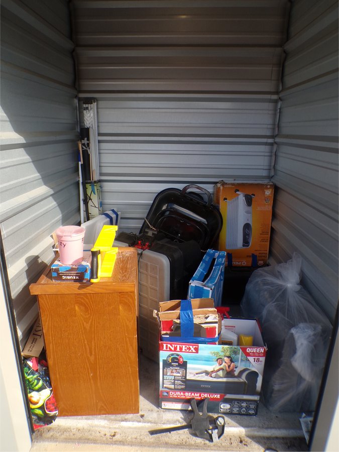 5 x 5 storage unit in Windham, CT