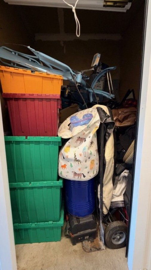 5 x 8 storage unit in Antioch, CA