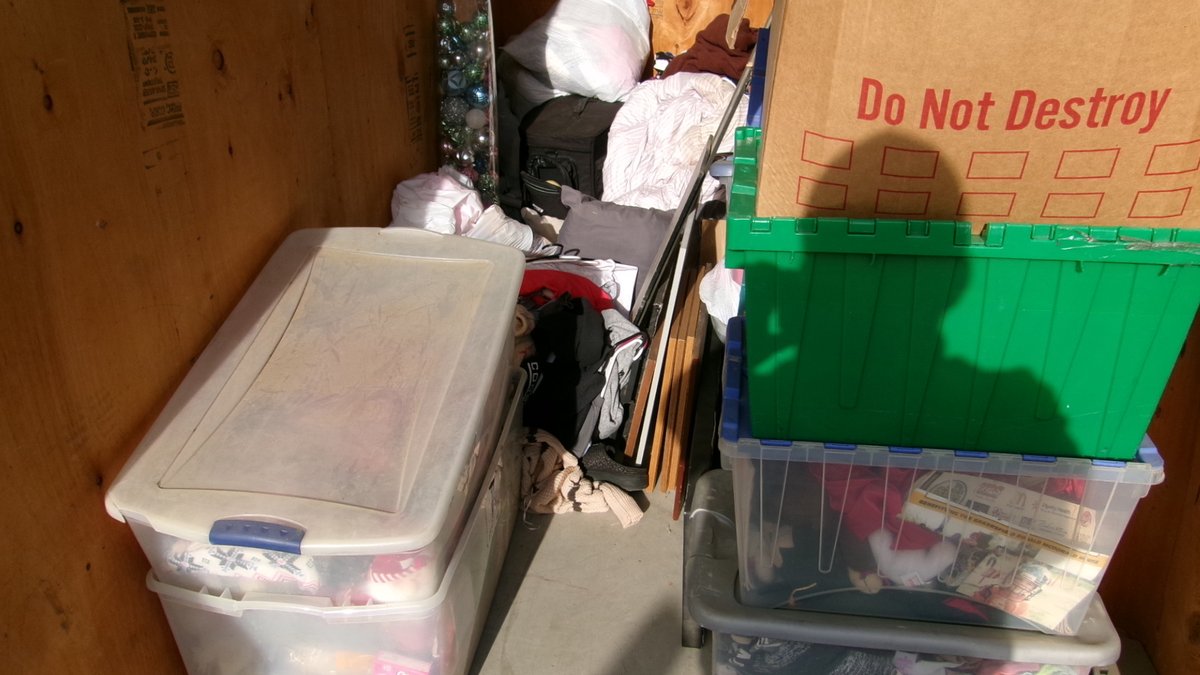 5 x 10 storage unit in Bakersfield, CA