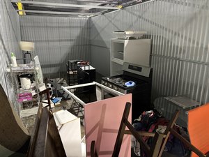 10 x 25 storage unit in Highland Park, MI