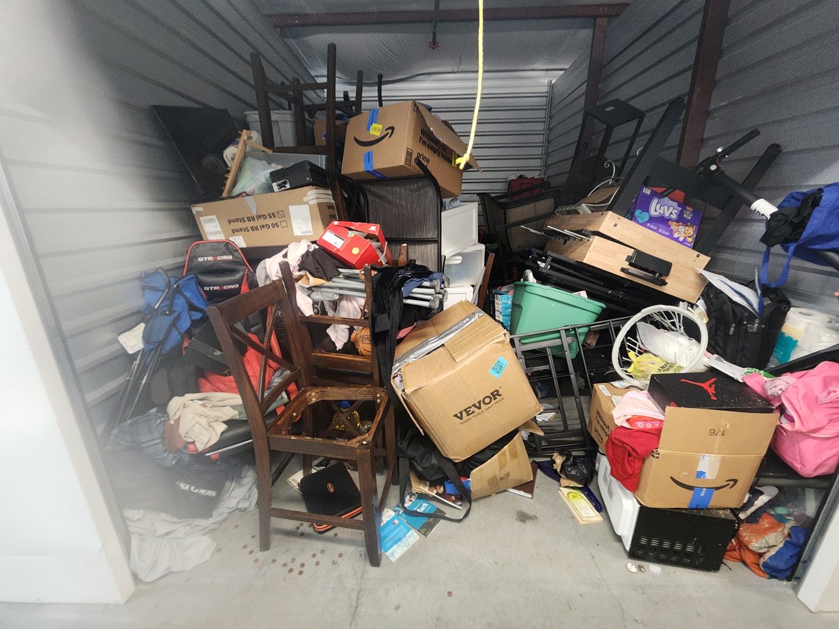 20 x 15 storage unit in Lakeland, FL