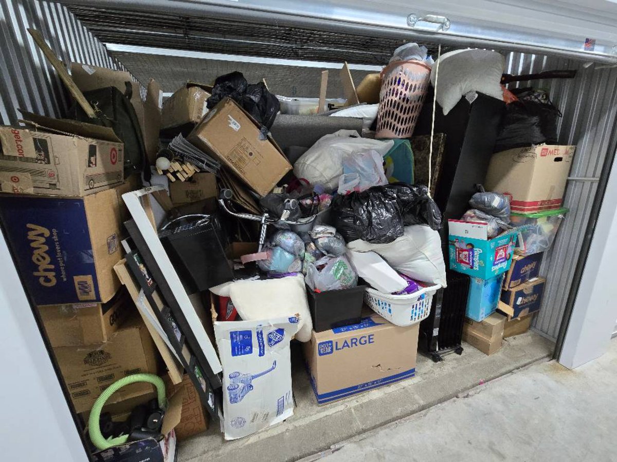 10 x 15 storage unit in Wauwatosa, WI