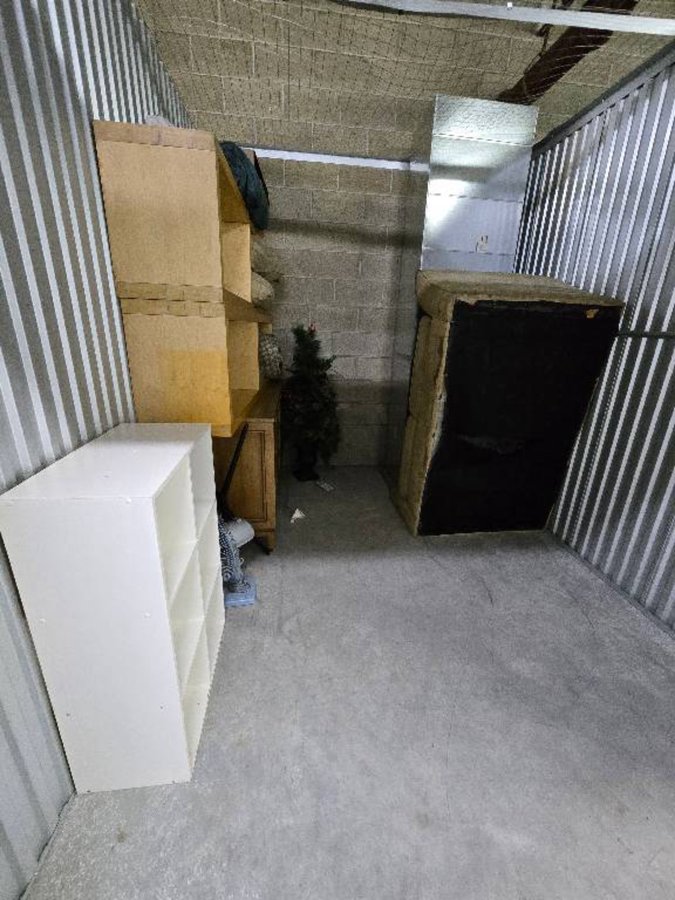 8 x 10 storage unit in Wauwatosa, WI