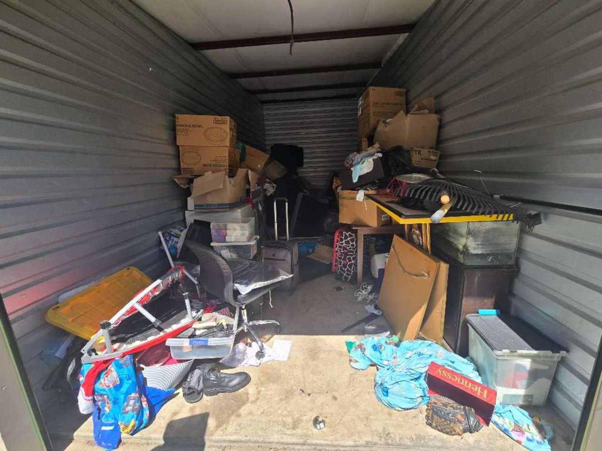 10 x 25 storage unit in San Antonio, TX