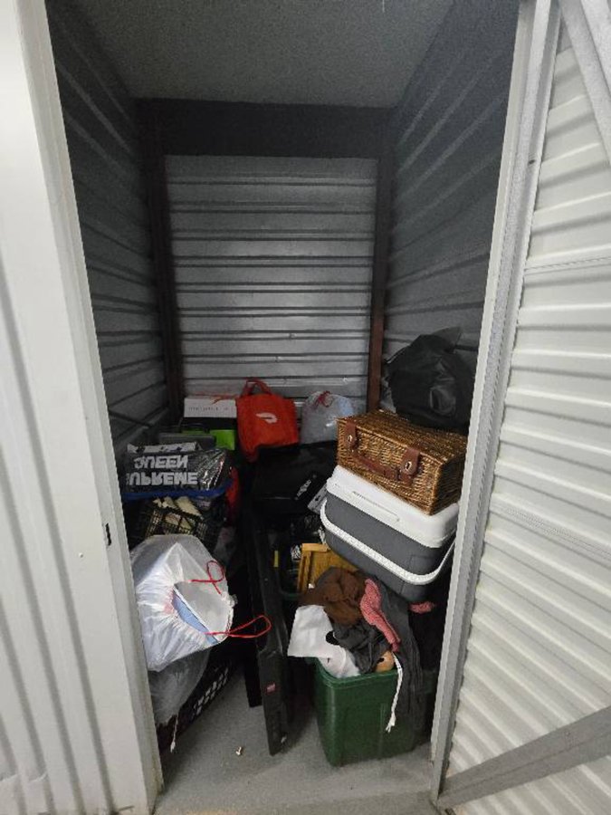 5 x 5 storage unit in Dallas, TX