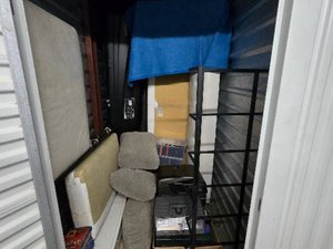 5 x 10 storage unit in Dallas, TX